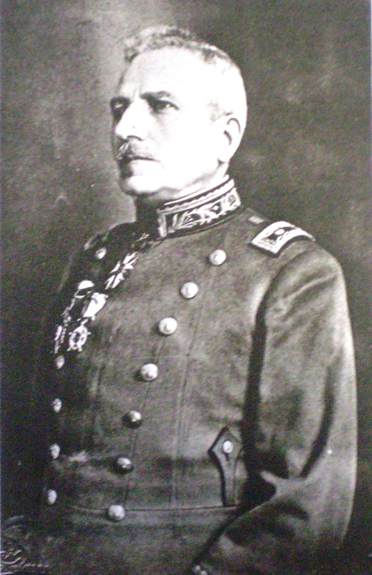 Porträt von Luis Dellepiane (1865–1941) – Gedenkseite