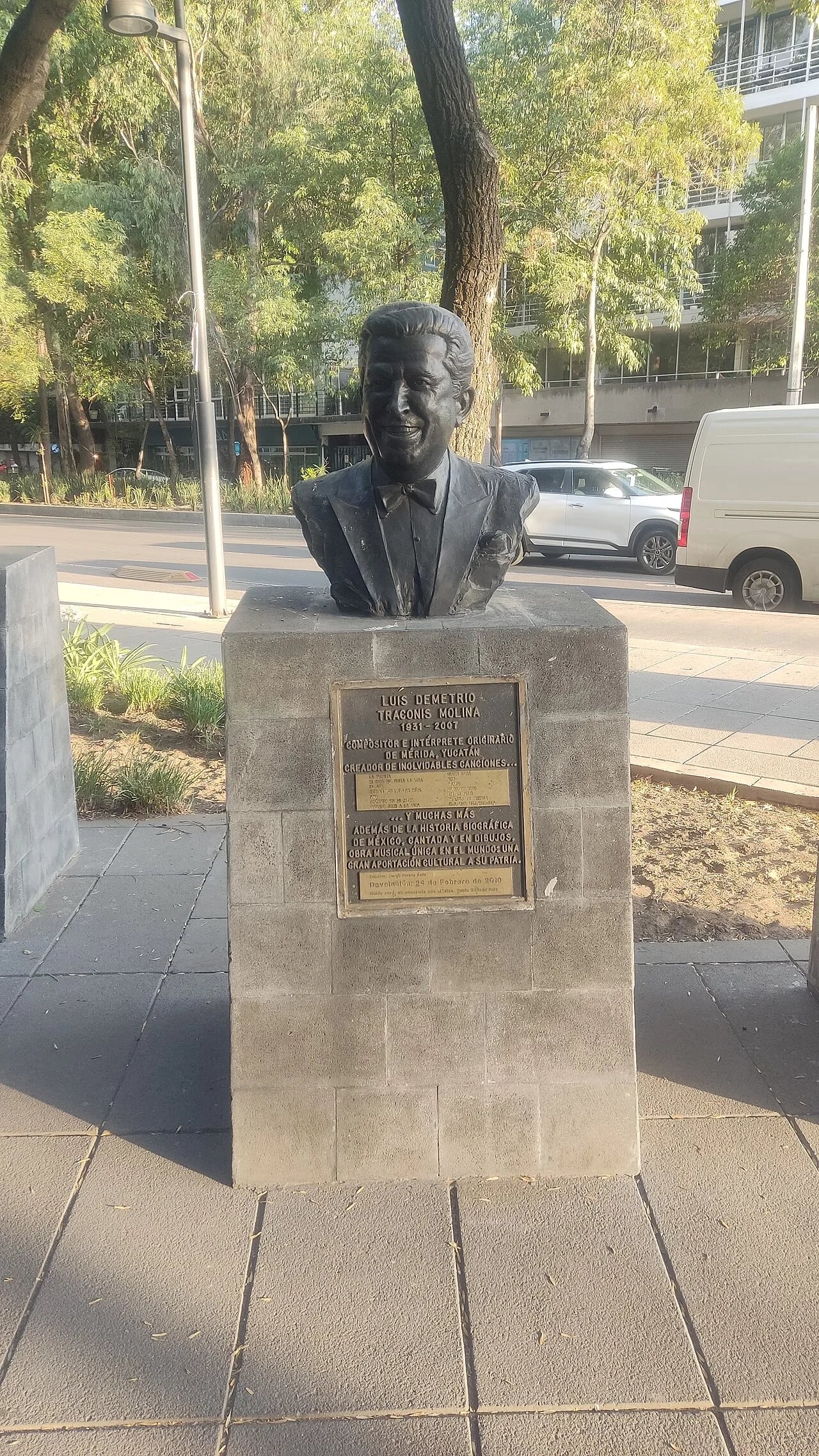 Portrait of Luis Demetrio (1931–2007) – memorial page