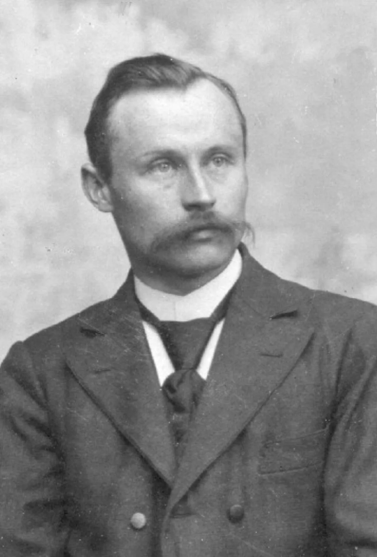 Porträt von Wilhelm Normann (1870–1939) – Gedenkseite