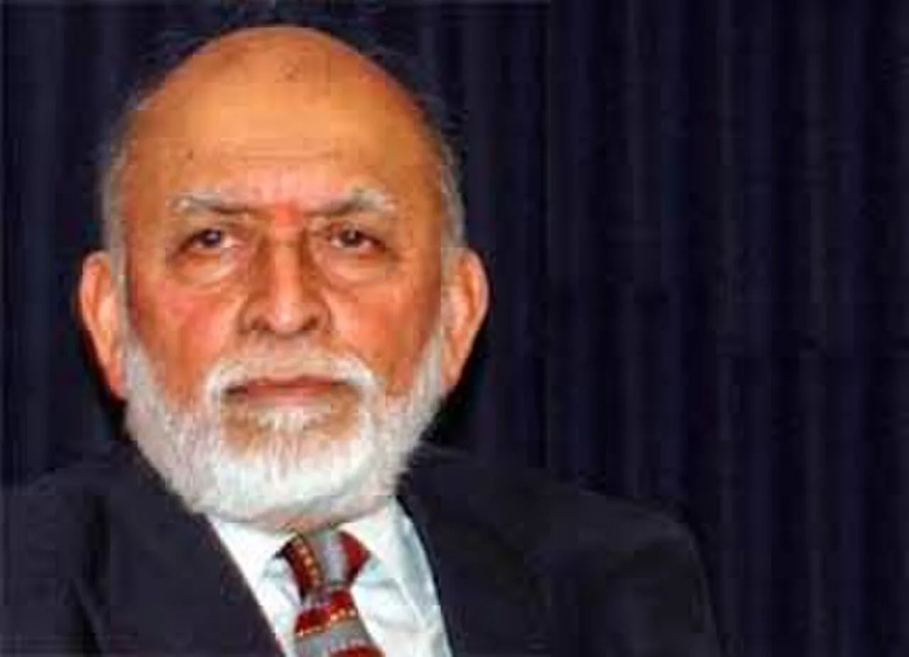 Portrait of M.R. Srinivasan (1930–2025) – memorial page