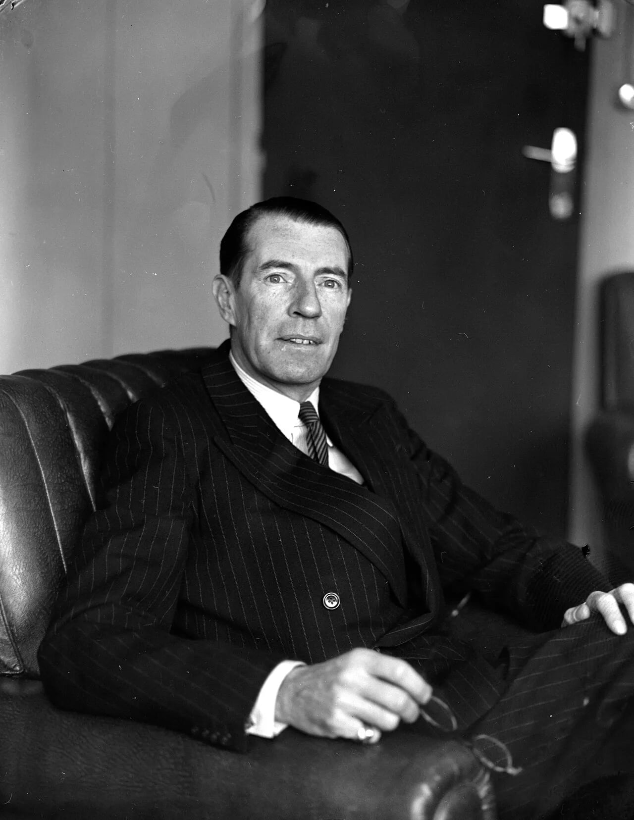 Portrait of Hendrik Frederik Lodewijk Karel van Vredenburch (1905–1981) – memorial page