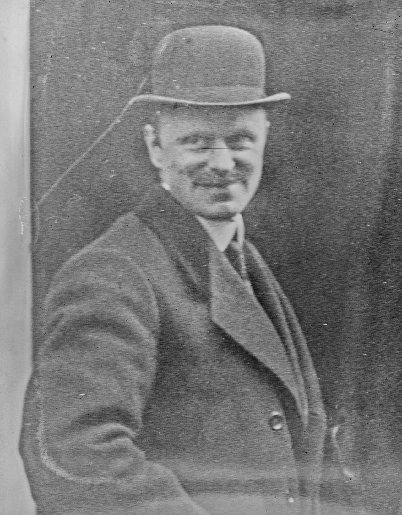 Porträt von Étienne du Castel (1883–1964) – Gedenkseite