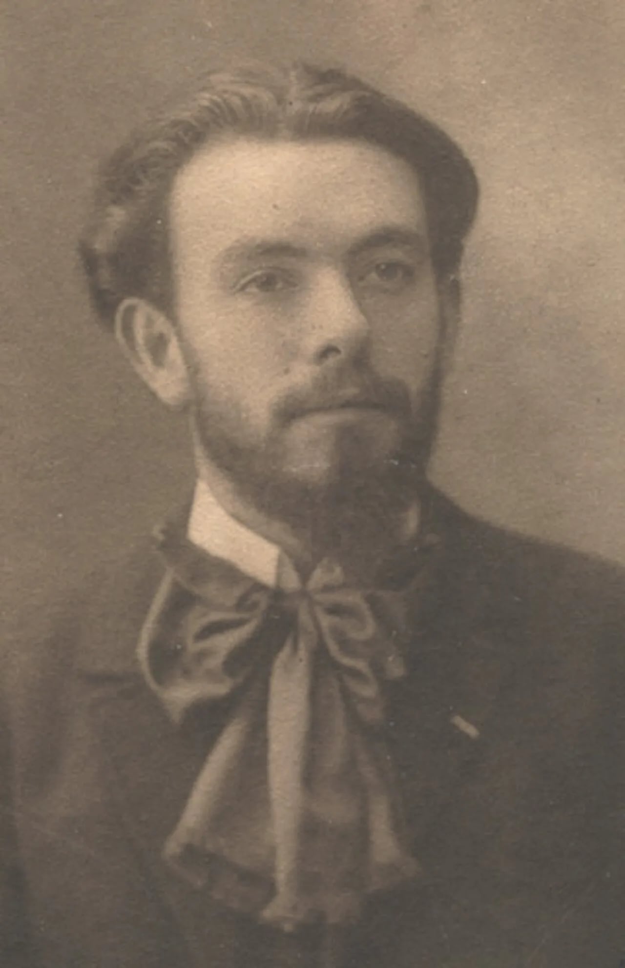 Portrait of Armand Marsick (1877–1959) – memorial page