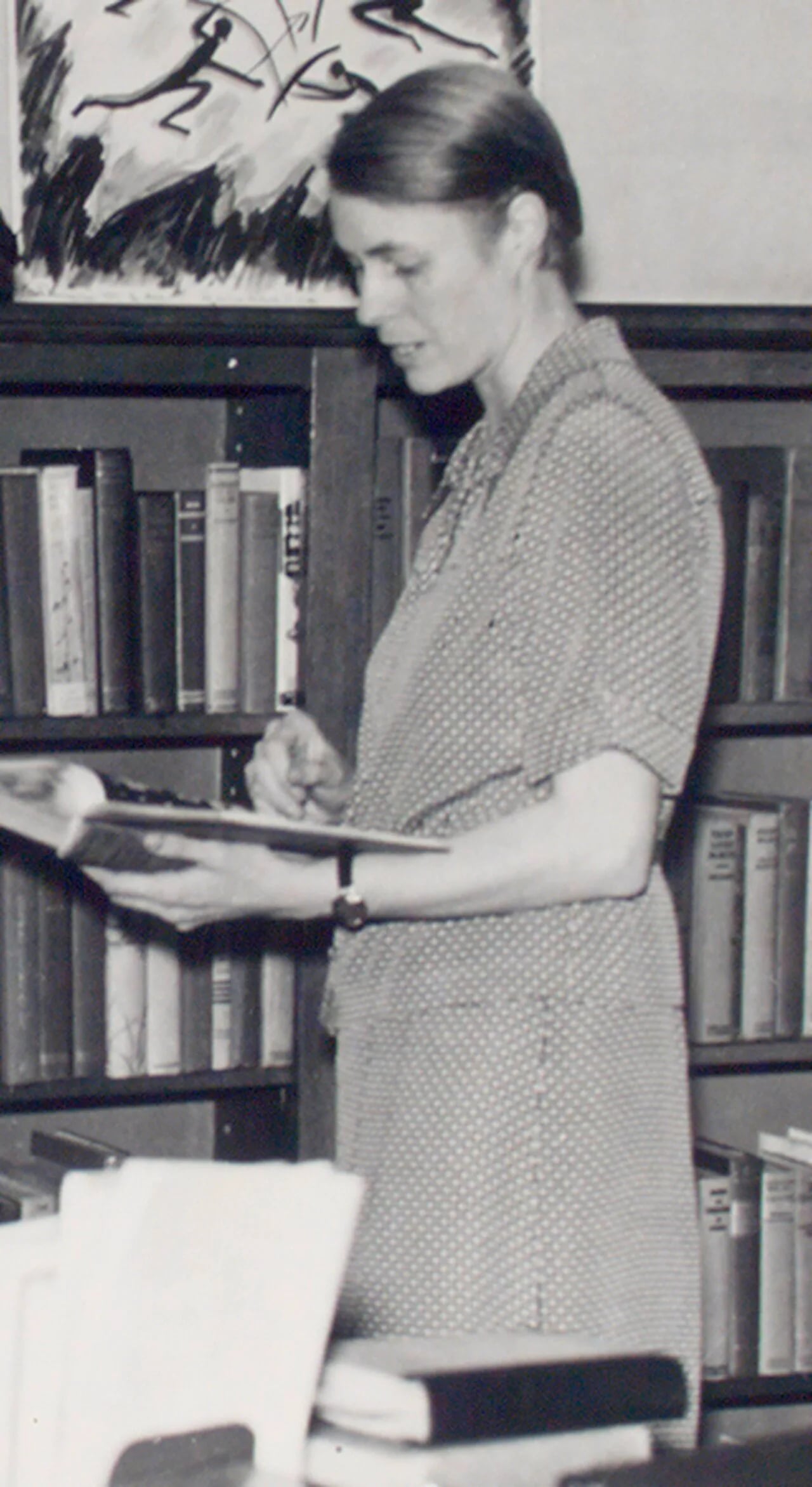 Portrait of Margaret Scoggin (1905–1968) – memorial page