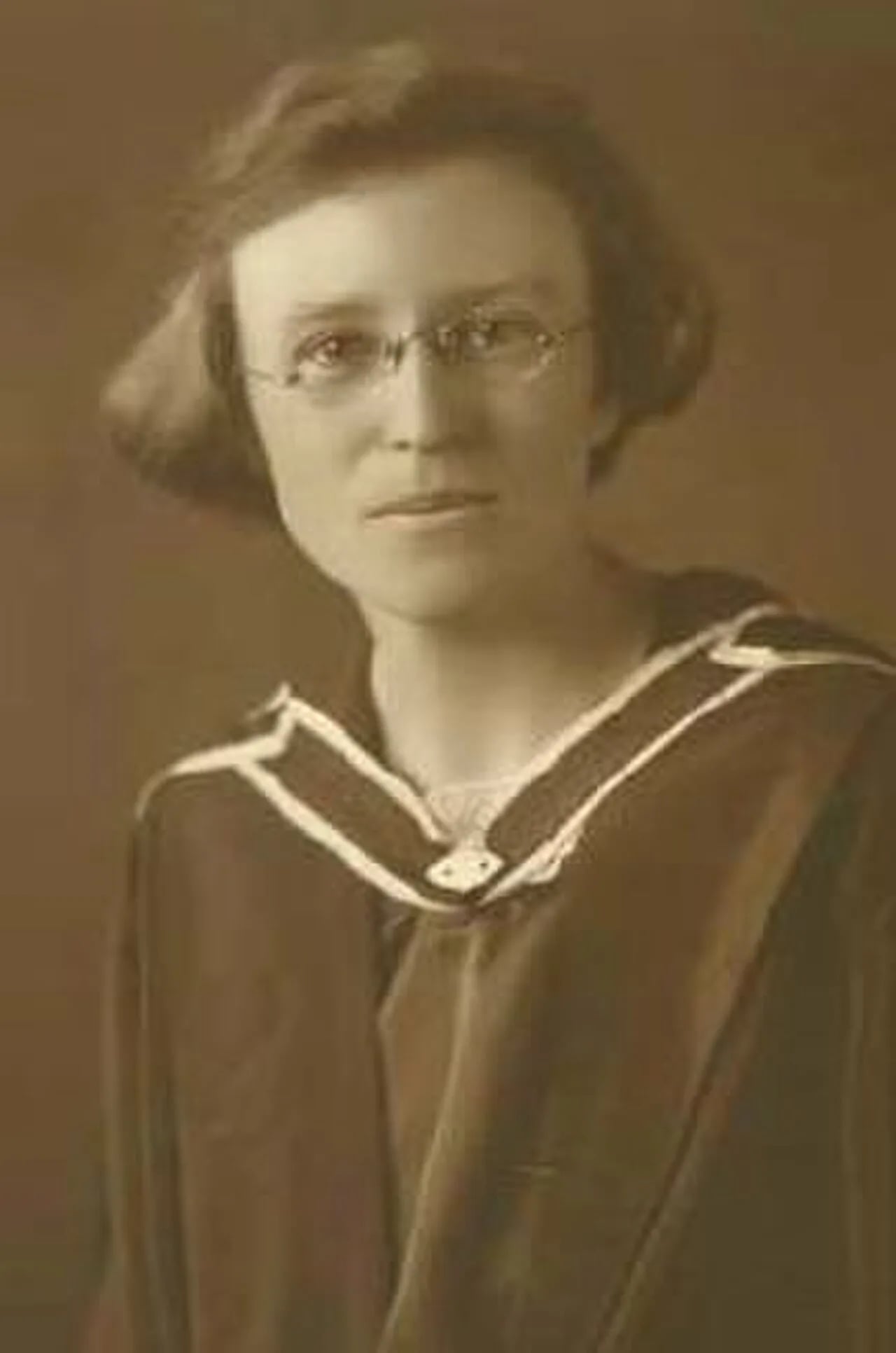 Porträt von Marie Byles (1900–1979) – Gedenkseite