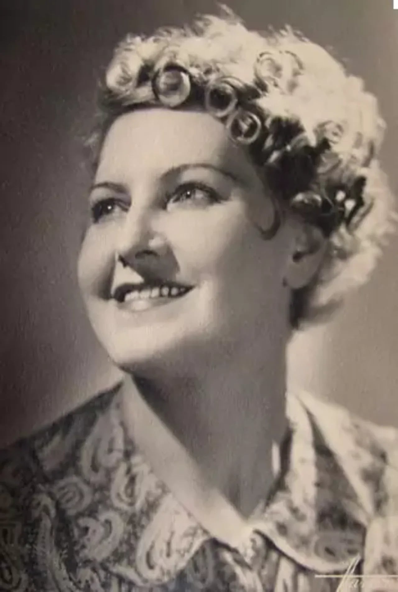 Porträt von Béatrice Mallet (1896–1951) – Gedenkseite