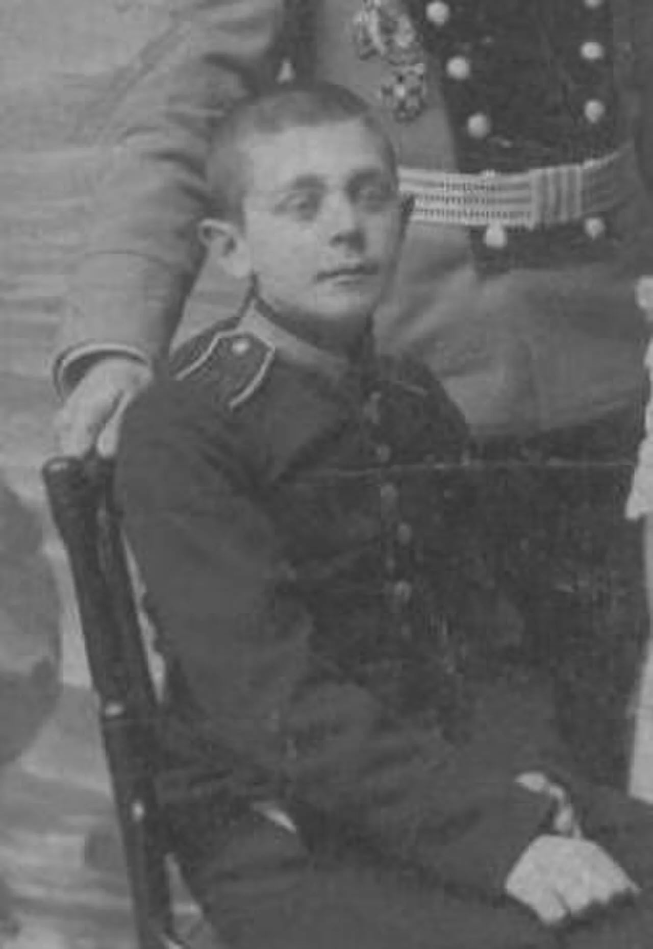Porträt von Vladimir Tomilovsky (1901–1991) – Gedenkseite