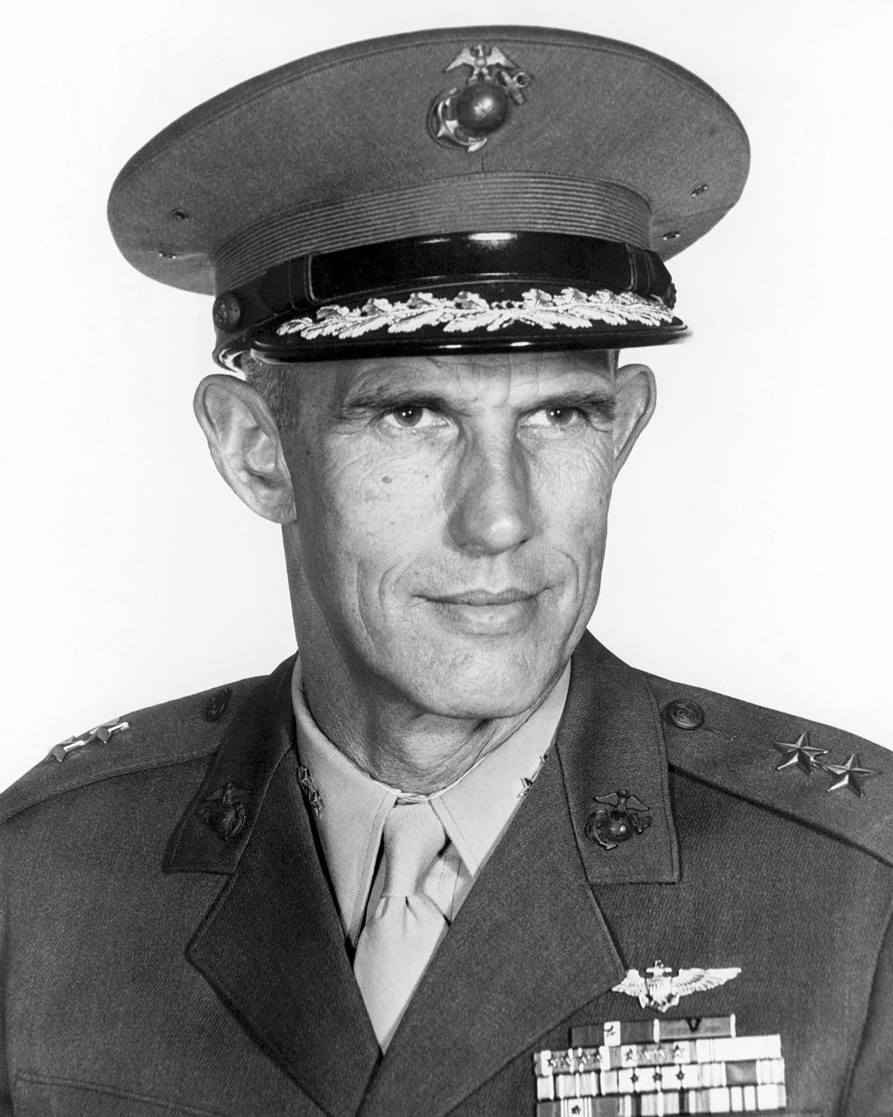 Portrait of Marion Eugene Carl (1915–1998) – memorial page