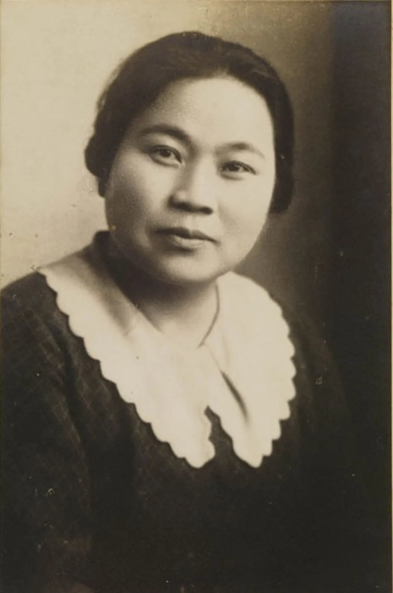 Portrait of Haru Tokura (1896–1968) – memorial page