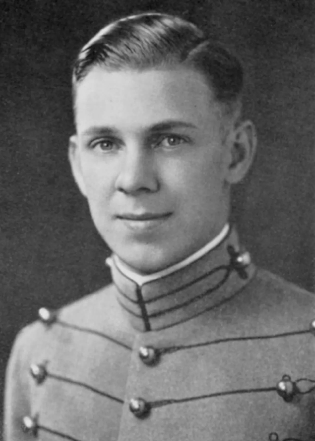 Portrait of Marshall S. Roth (1904–1995) – memorial page