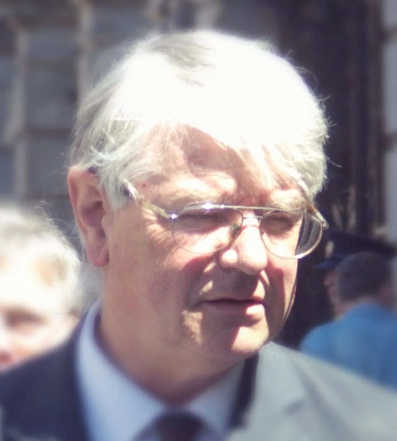 Portrait of Martin Mansergh (1946–2025) – memorial page