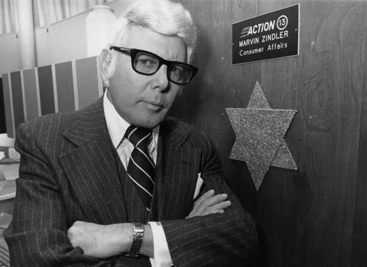 Portrait of Marvin Zindler (1921–2007) – memorial page