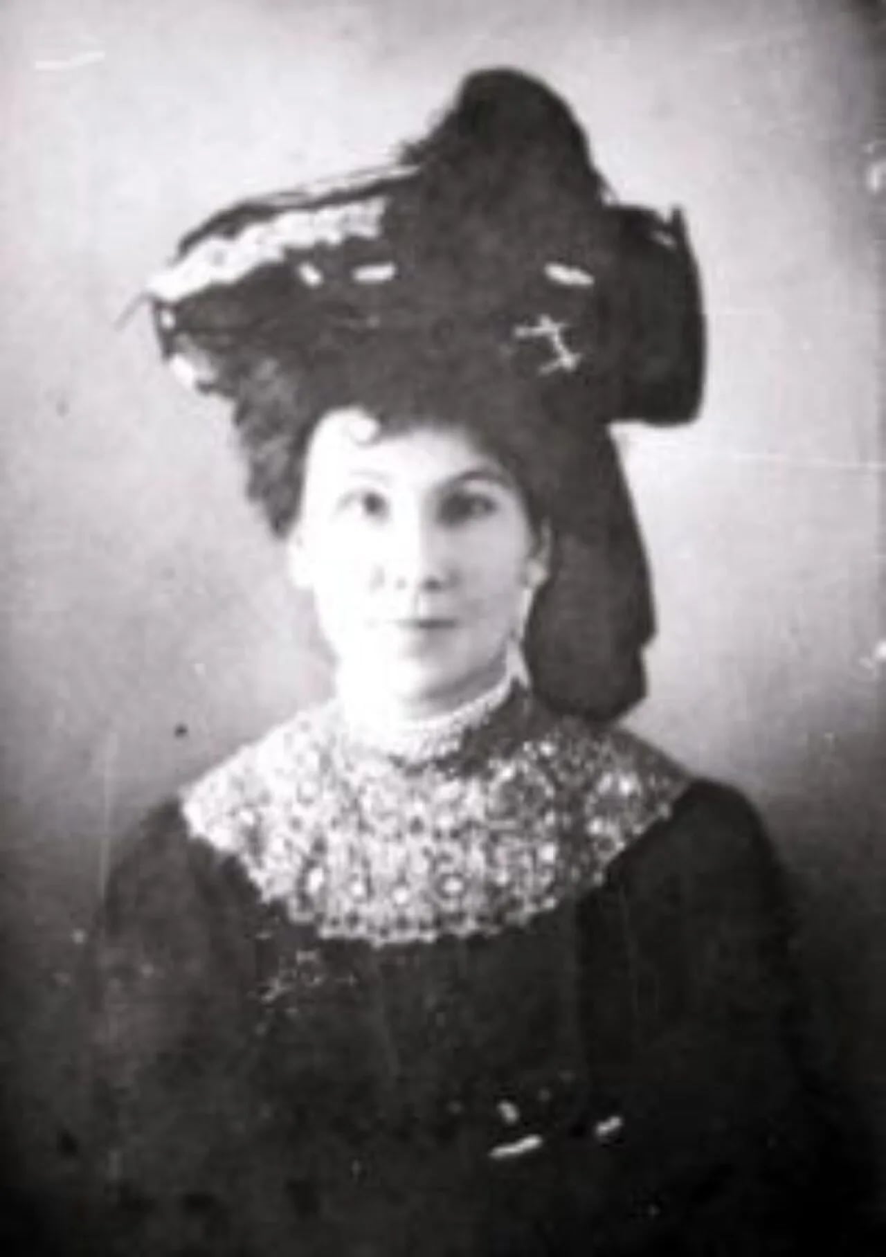 Porträt von Mary Moore-Bentley (1865–1953) – Gedenkseite