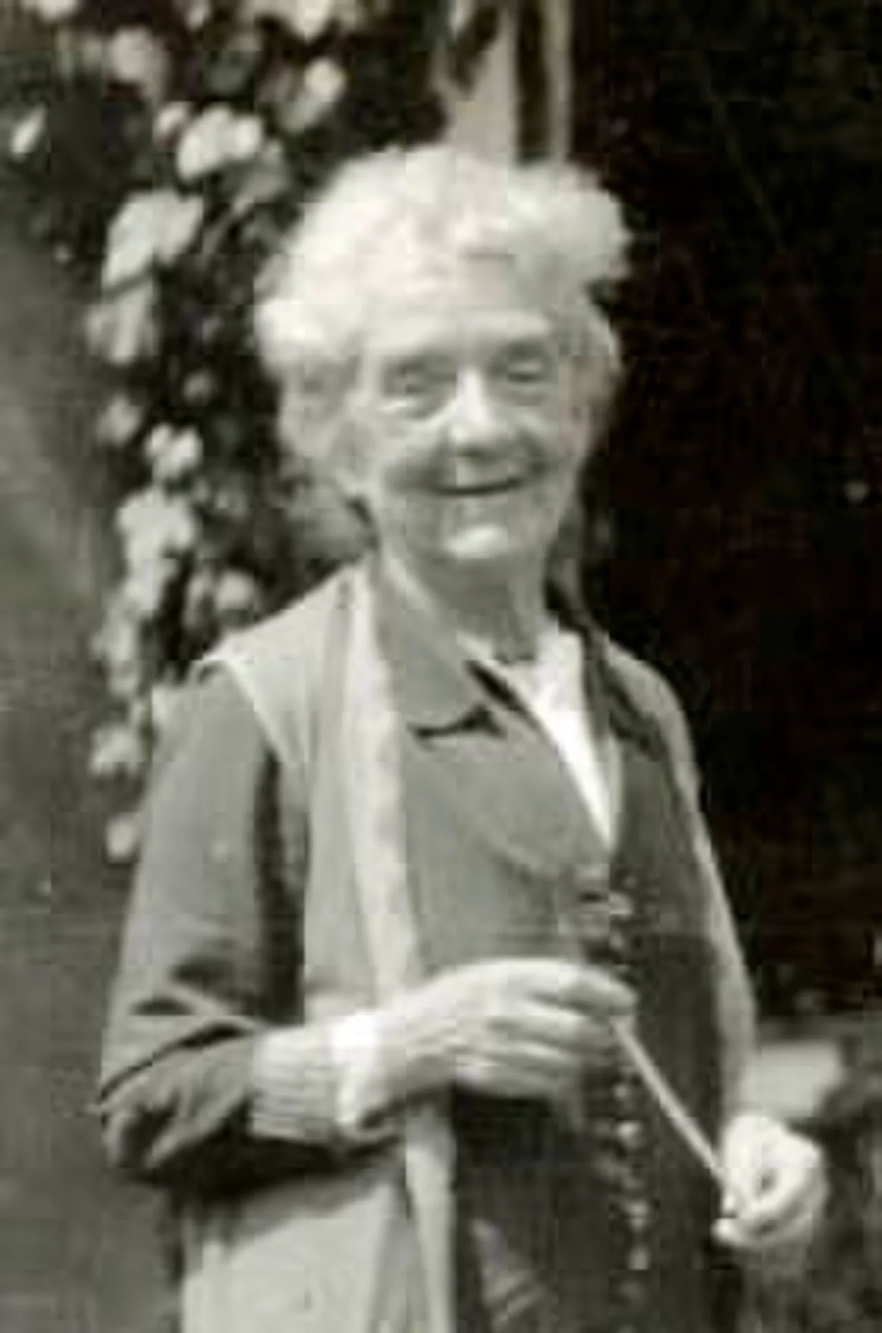 Portrait of Mary Sargant Florence (1857–1954) – memorial page
