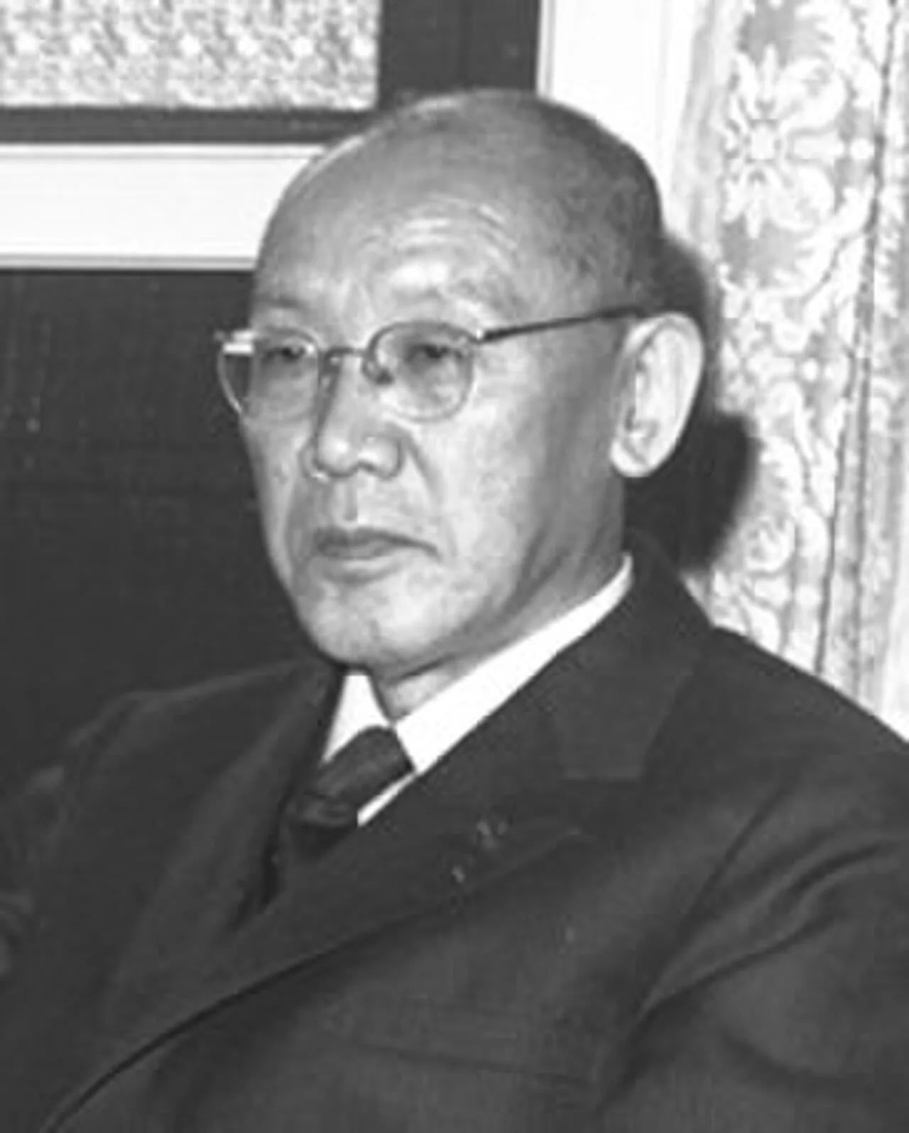 Porträt von Masahiro Yasuoka (1898–1983) – Gedenkseite