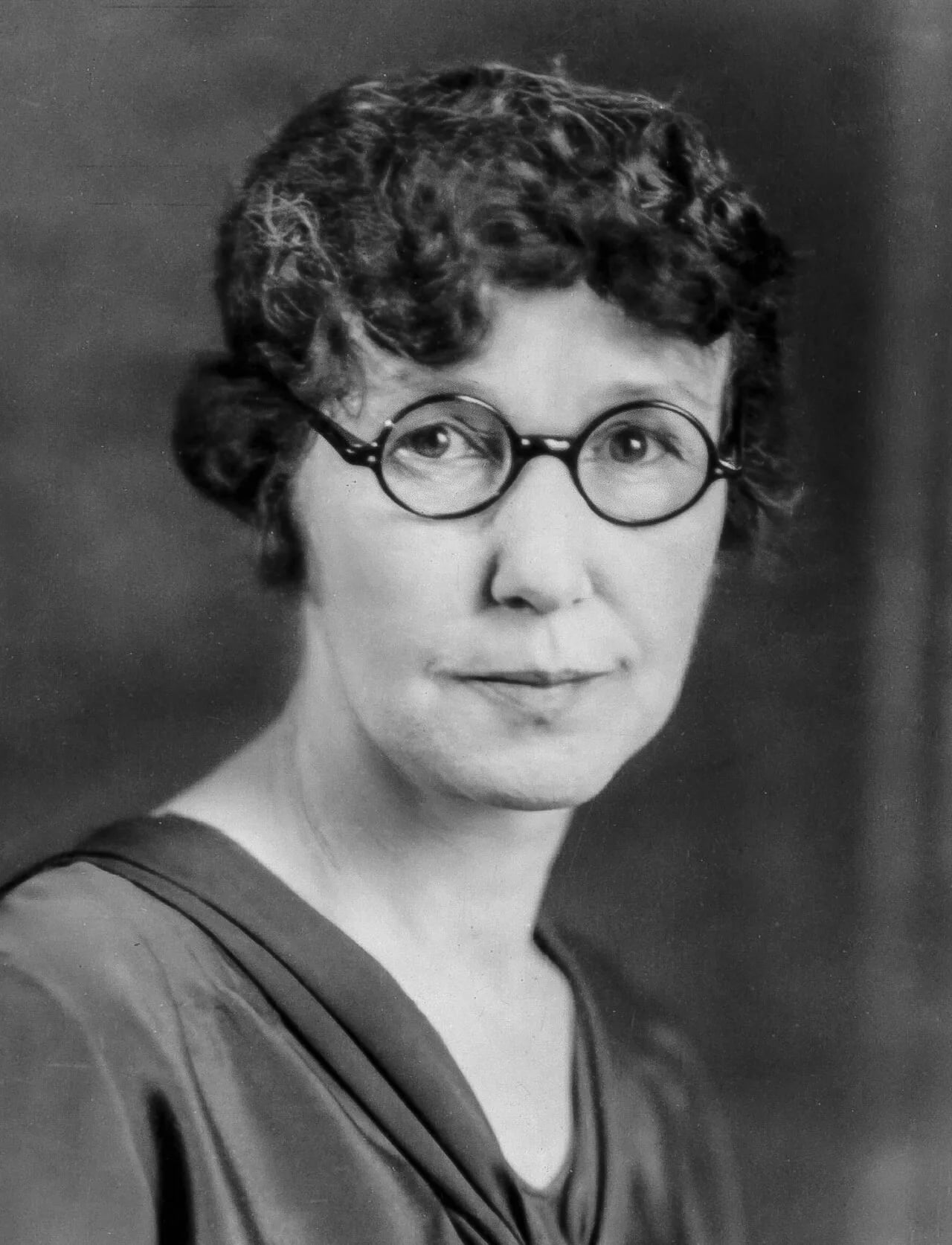 Portrait of Maude Frazier (1881–1963) – memorial page