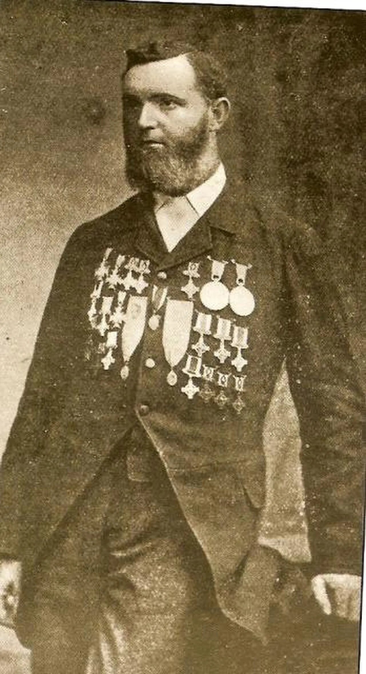 Porträt von Maurice Davin (1842–1927) – Gedenkseite