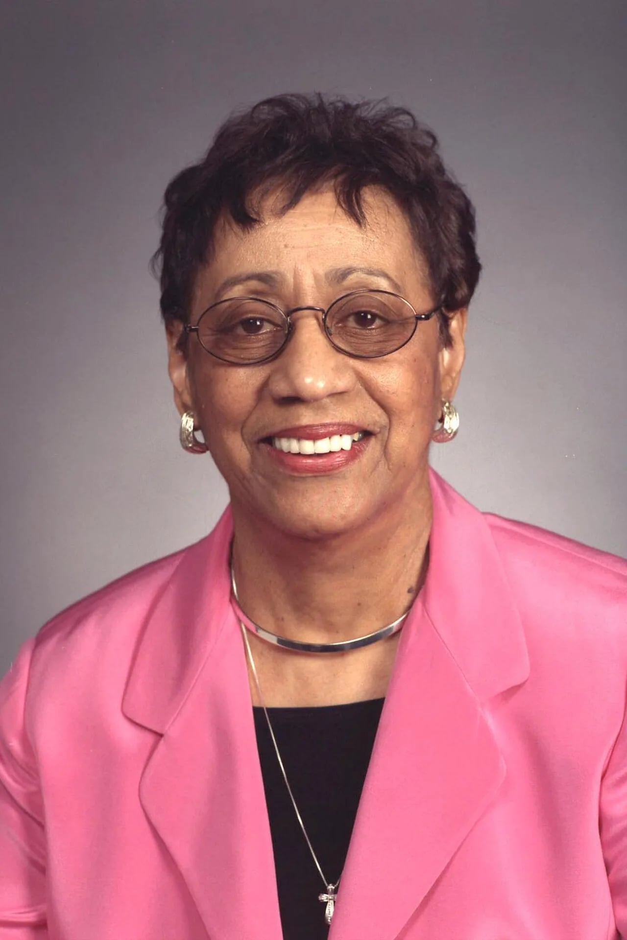 Portrait of Maxine Horner (1933–2021) – memorial page