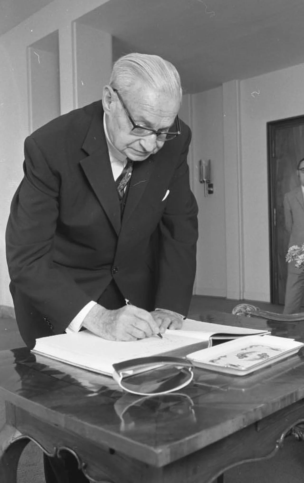 Porträt von Herbert Weichmann (1896–1983) – Gedenkseite