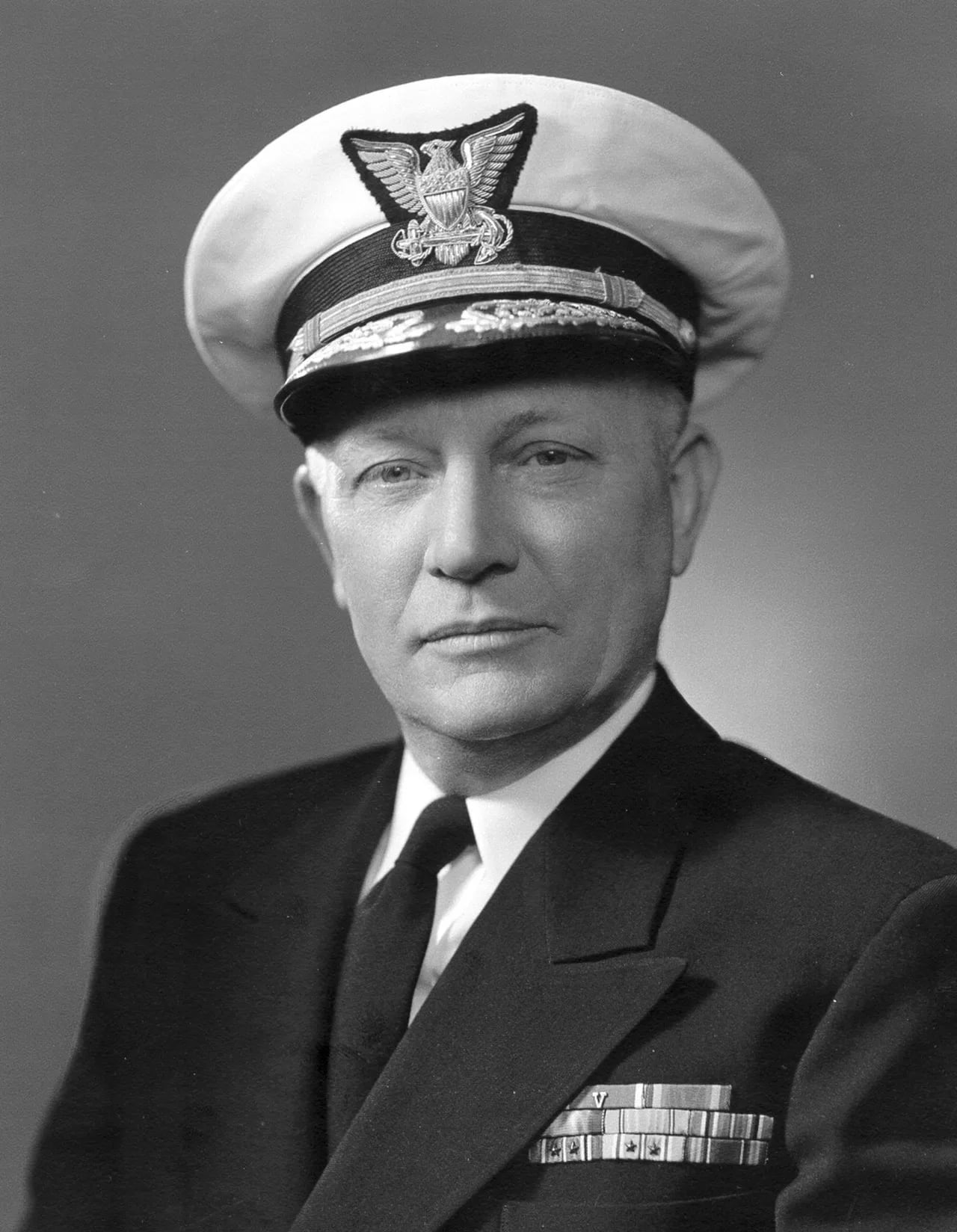 Portrait of Merlin O'Neill (1898–1981) – memorial page