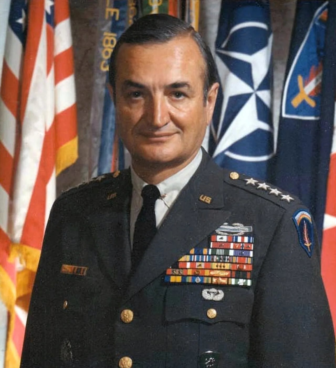 Portrait of Michael S. Davison (1917–2006) – memorial page