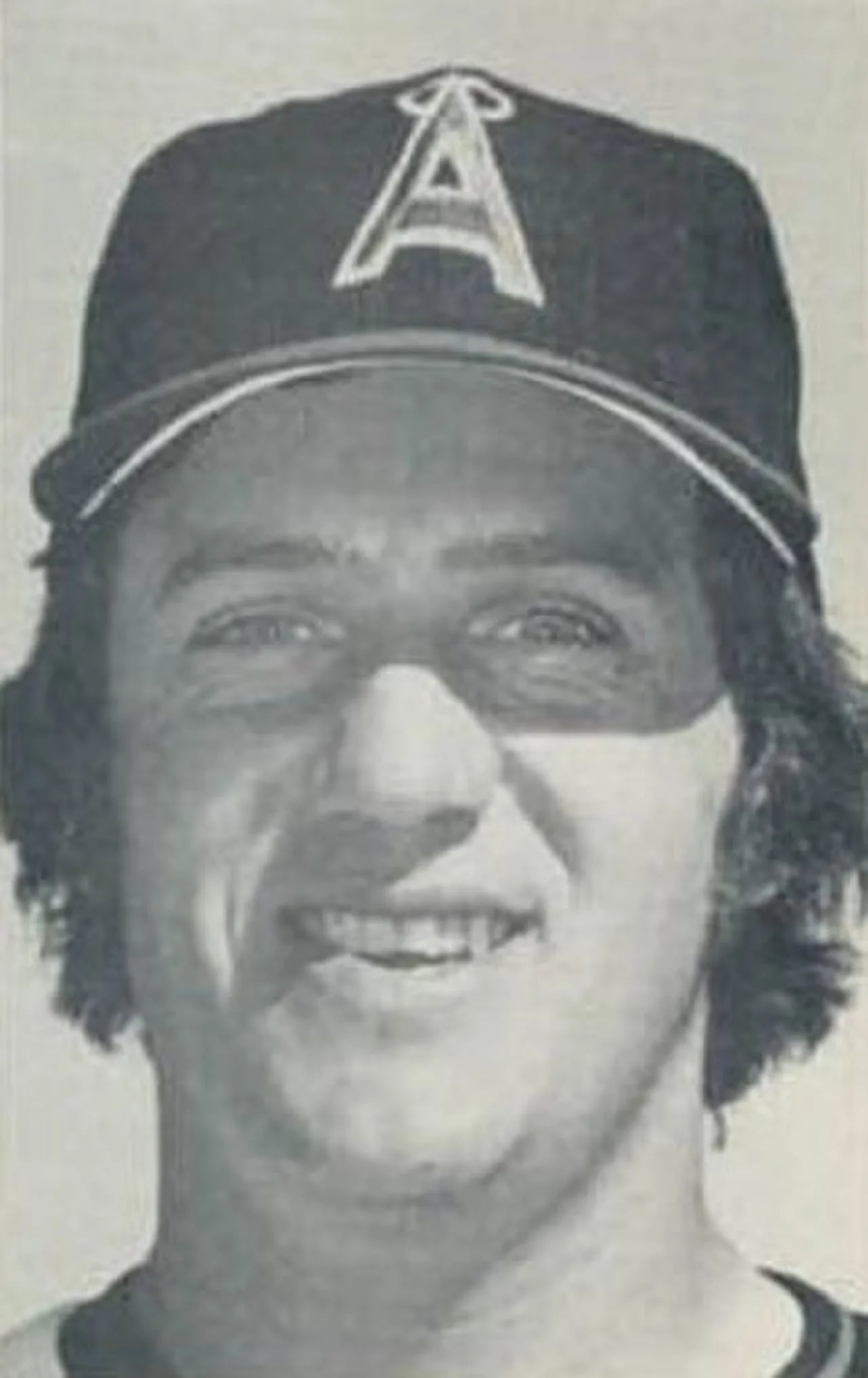 Portrait of Mickey Scott (1947–2011) – memorial page