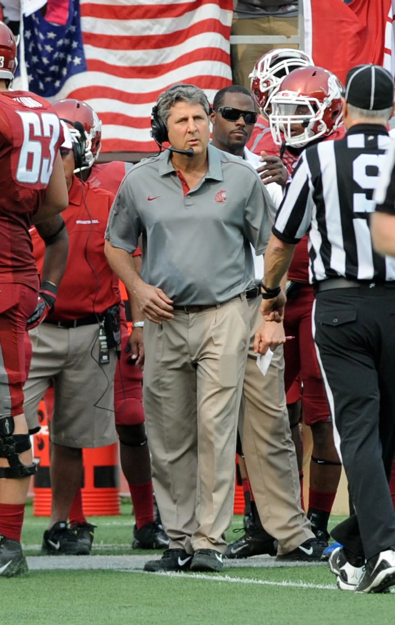 Porträt von Mike Leach (1961–2022) – Gedenkseite