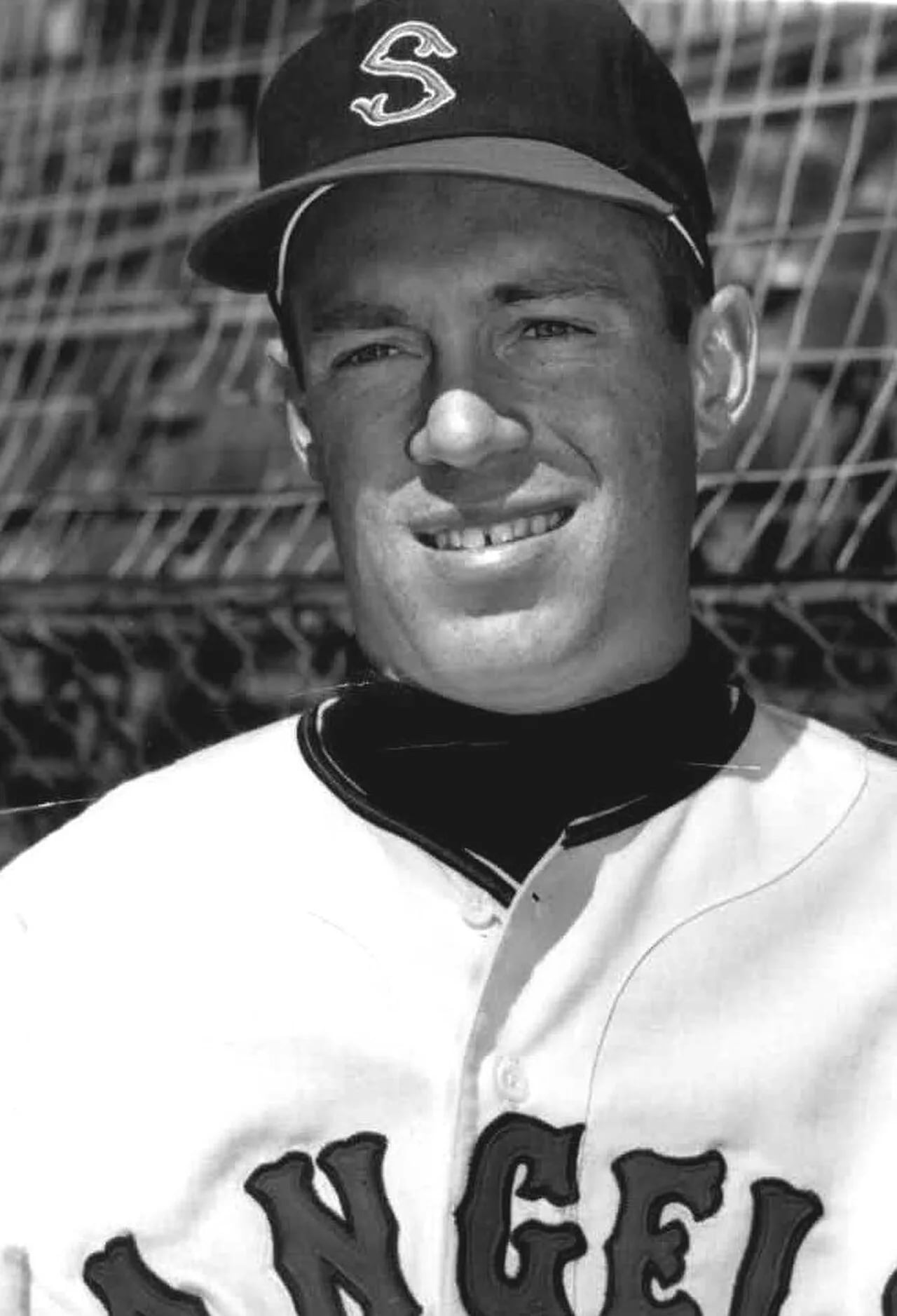 Portrait of Mike White (1938–2025) – memorial page