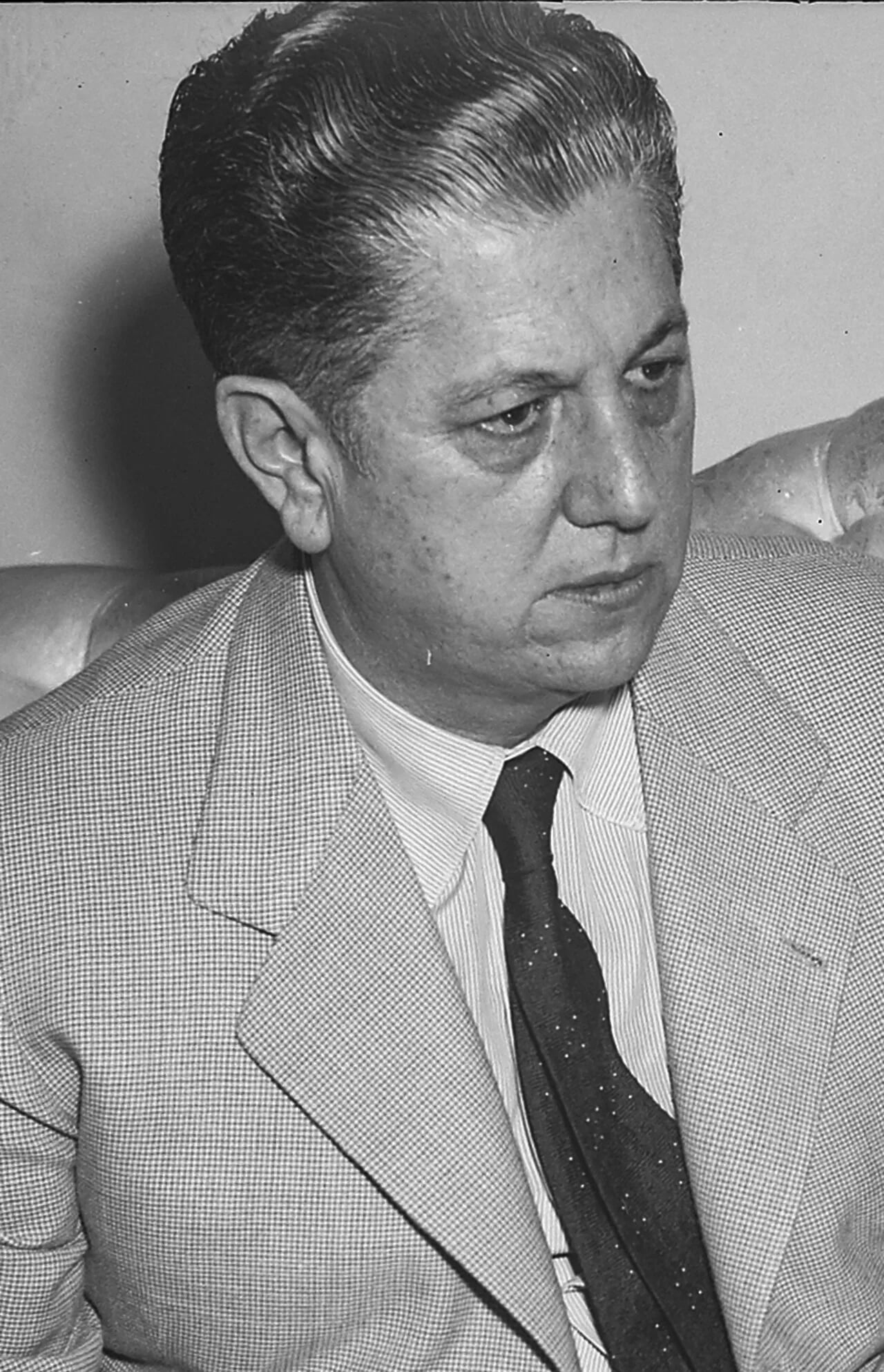 Porträt von Benedito Valadares (1892–1973) – Gedenkseite