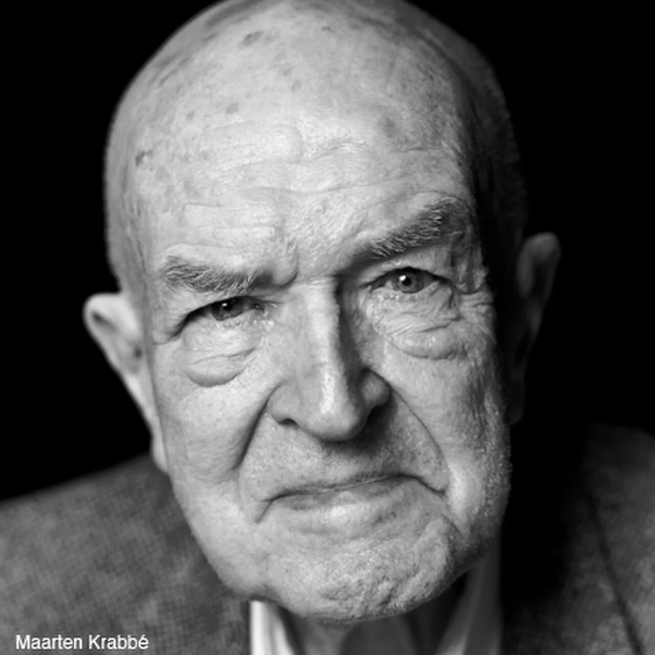 Portrait of Maarten Krabbé (1908–2005) – memorial page