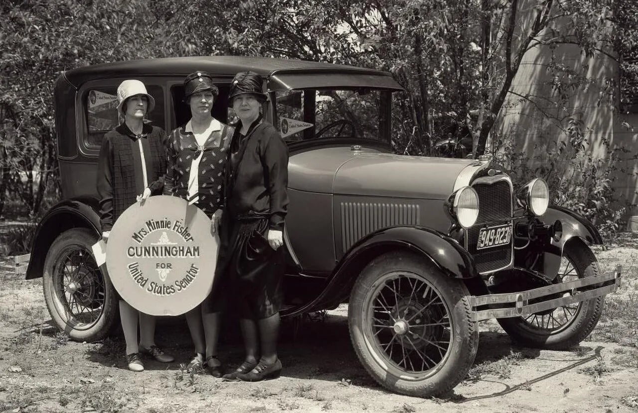 Porträt von Minnie Fisher Cunningham (1882–1964) – Gedenkseite