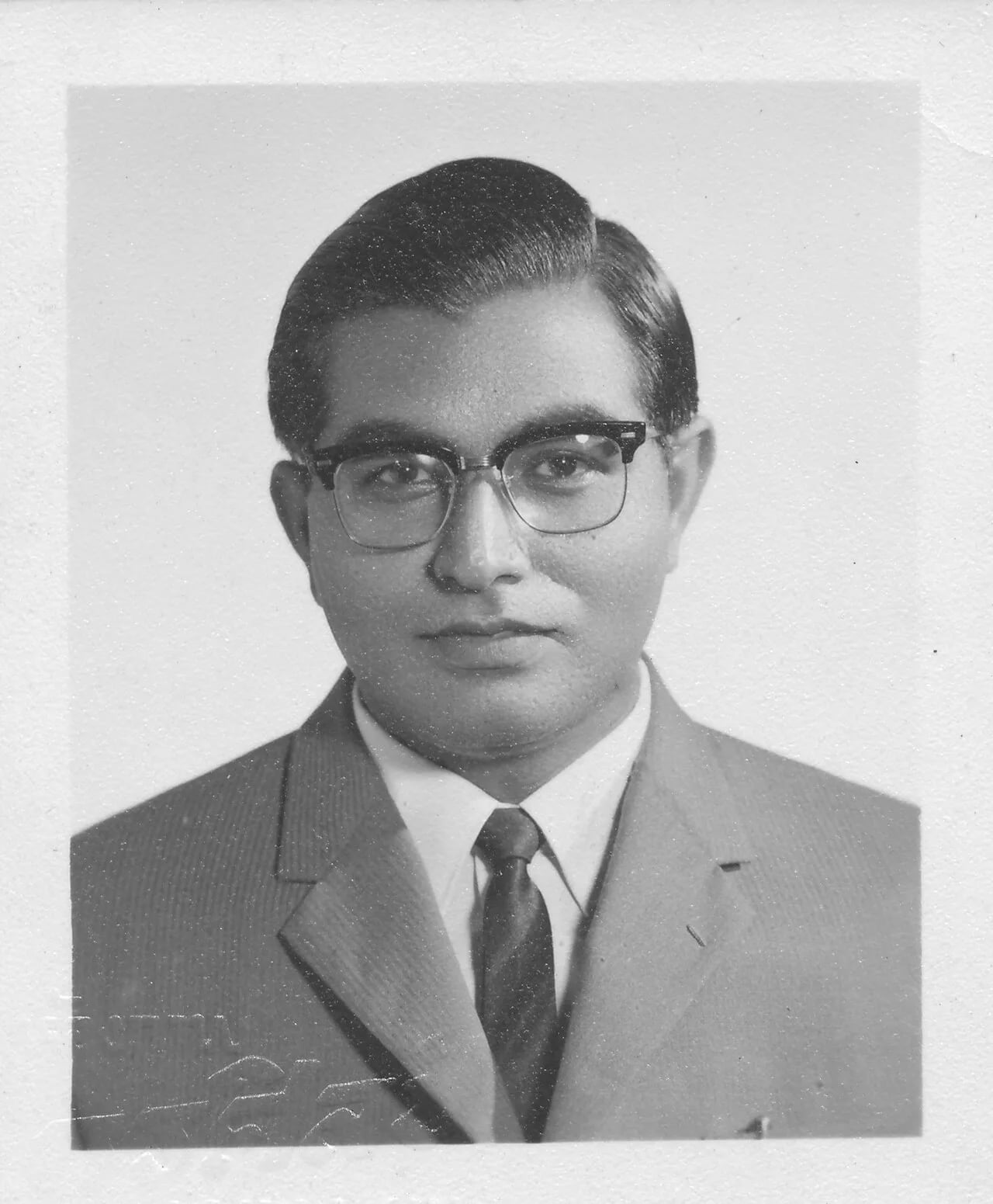 Portrait of Mohsin Zaidi (1935–2003) – memorial page