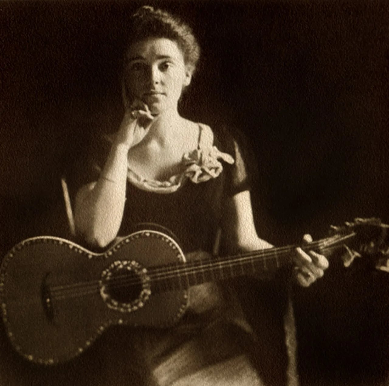 Portrait of Molly Childers (1875–1964) – memorial page