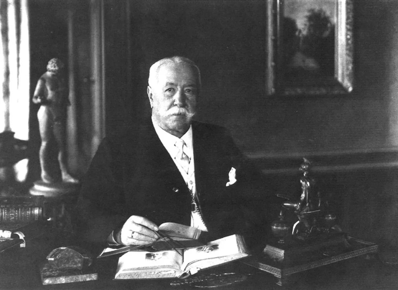 Portrait of Josef Durm (1837–1919) – memorial page