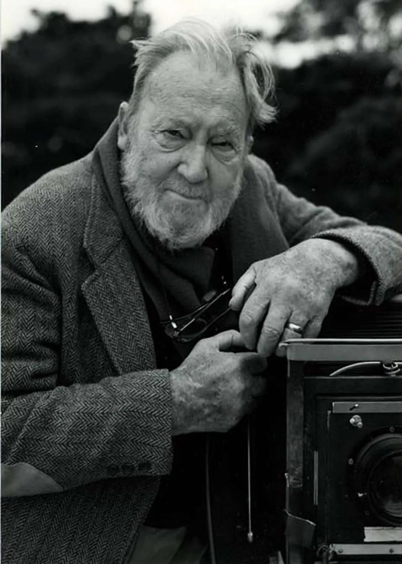 Portrait of Morley Baer (1916–1995) – memorial page