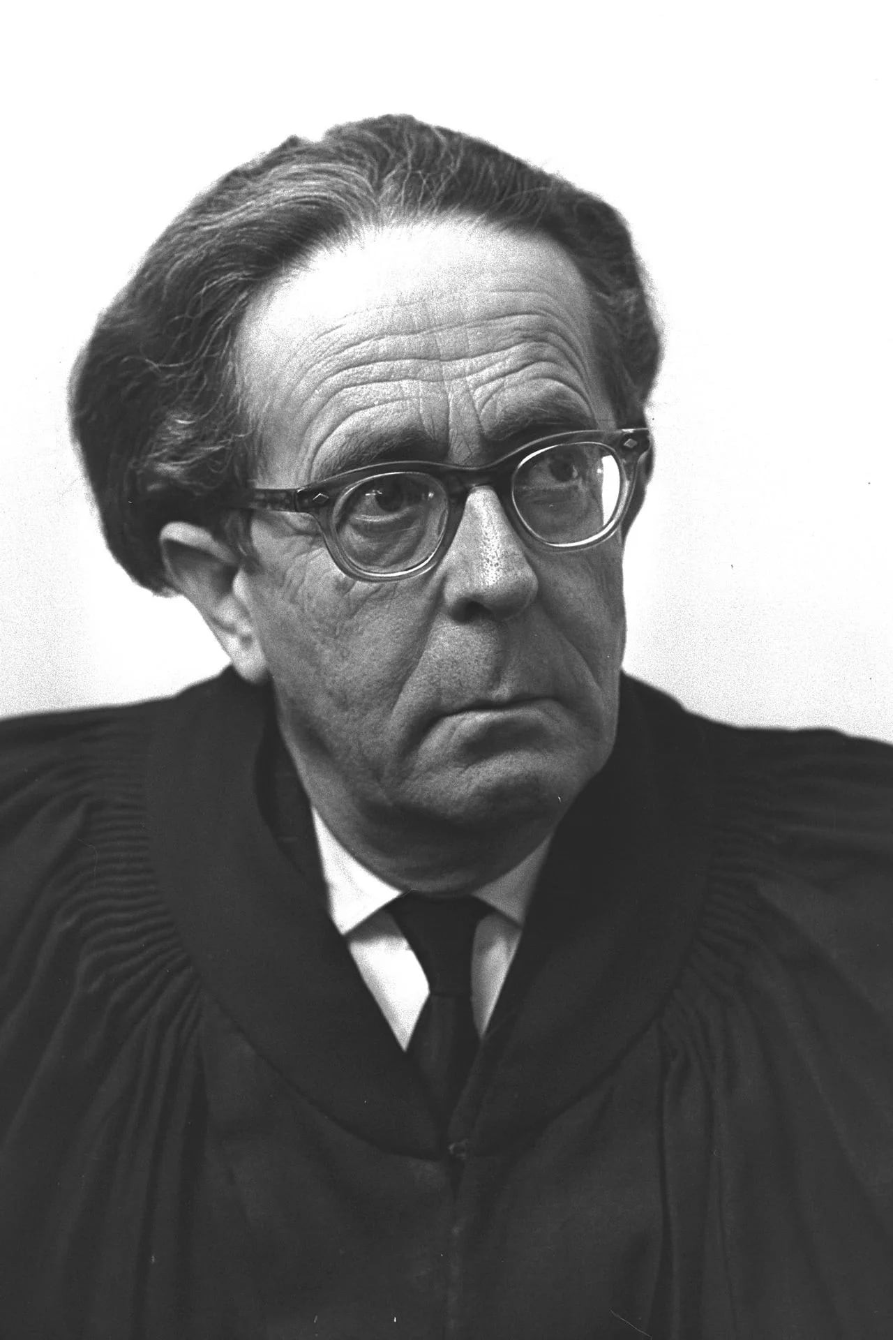 Portrait of Moshe Zilberg (1900–1975) – memorial page