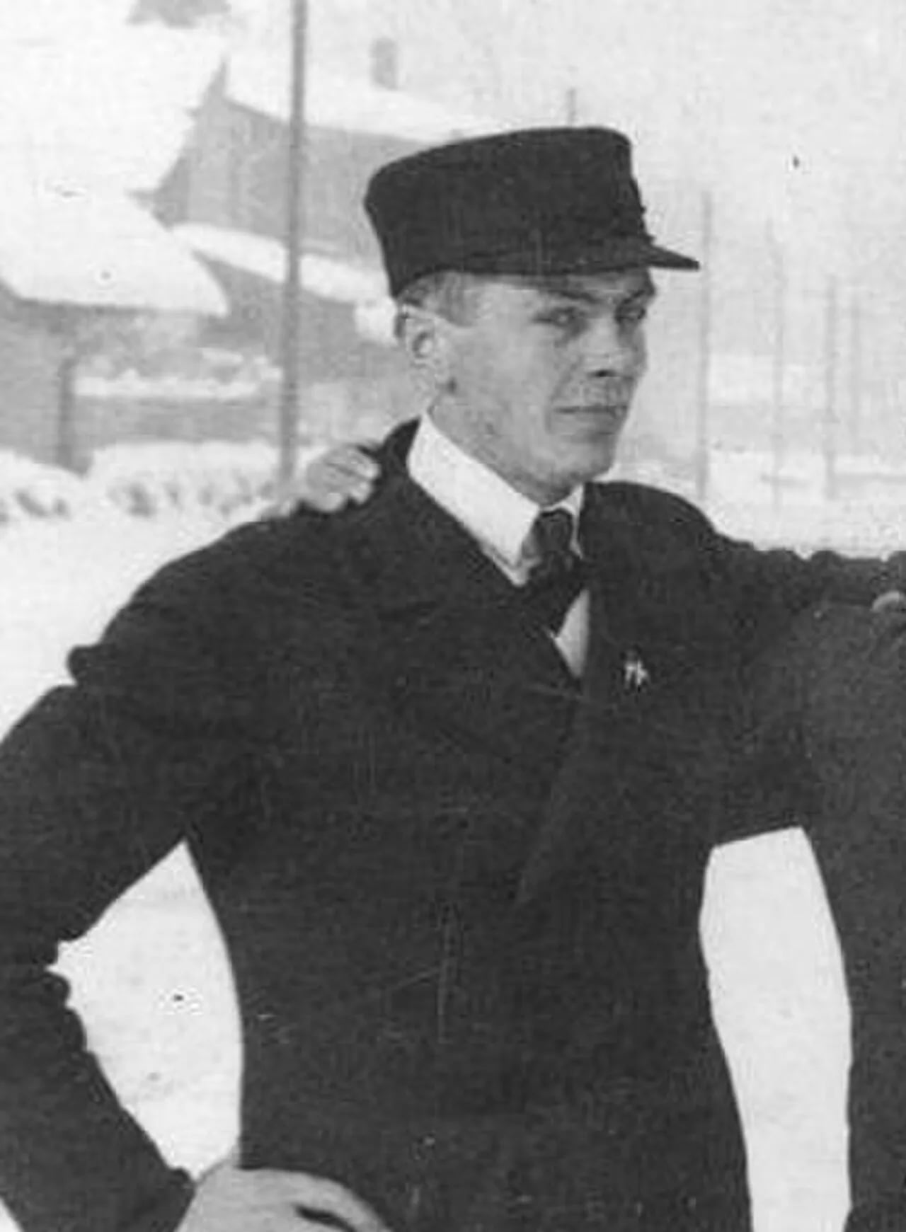 Portrait of Arne Busterud (1904–1961) – memorial page