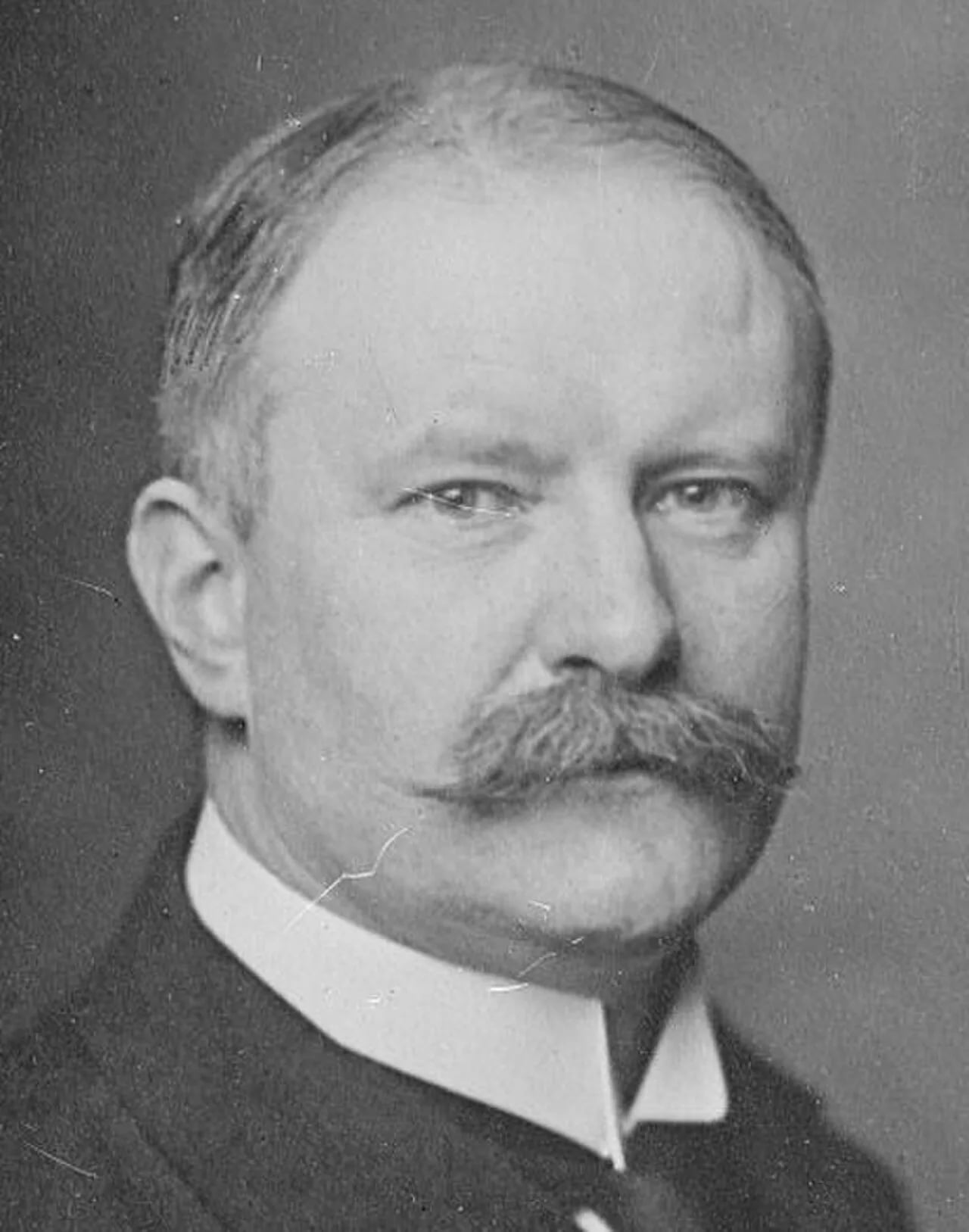 Porträt von August Bier (1861–1949) – Gedenkseite