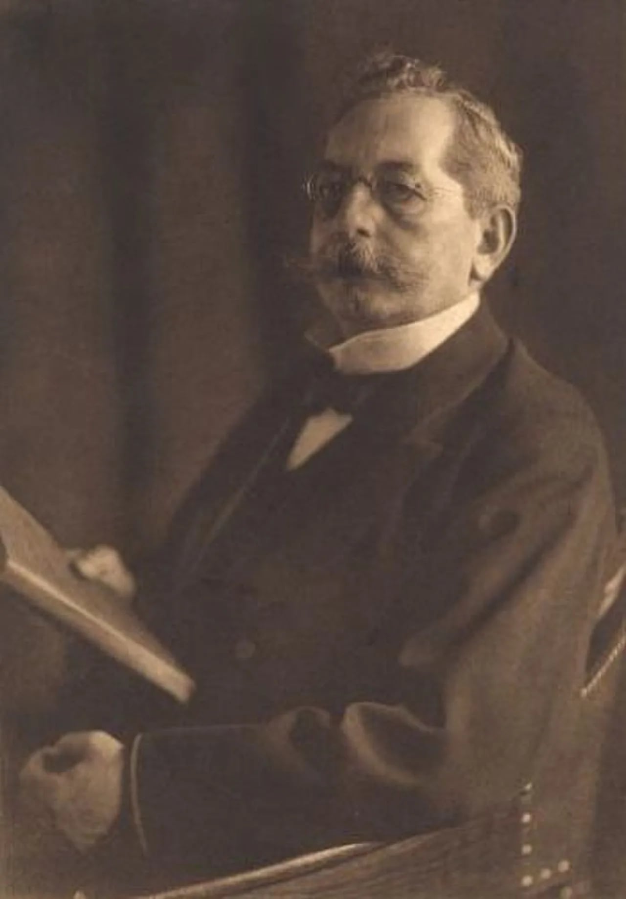 Portrait of Otto Hirschfeld (1843–1922) – memorial page