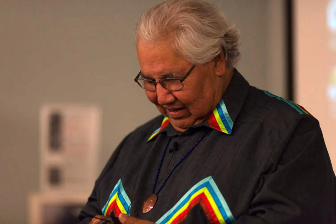 Portrait of Murray Sinclair (1951–2024) – memorial page