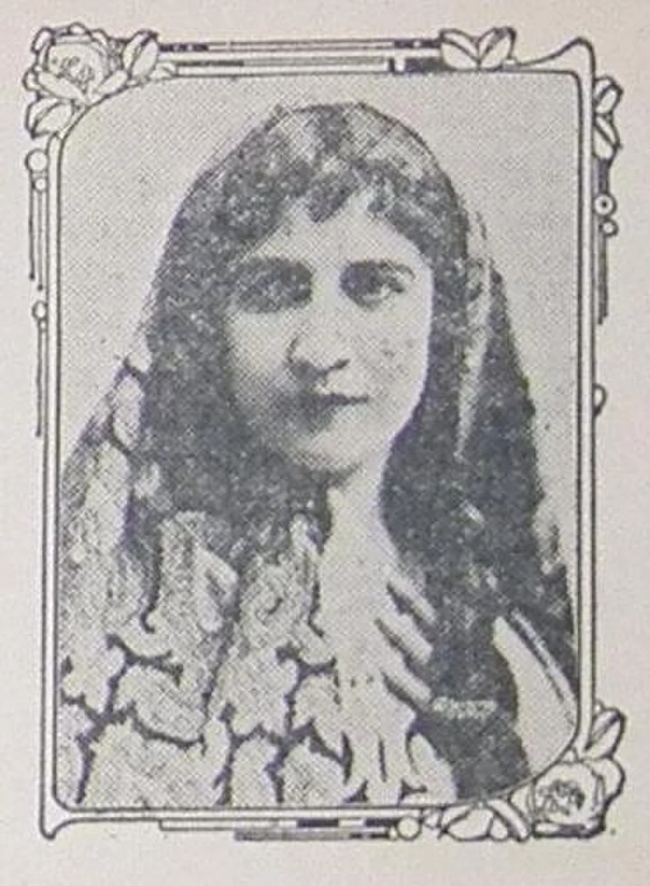 Portrait of Myrna Sharlow (1893–1952) – memorial page