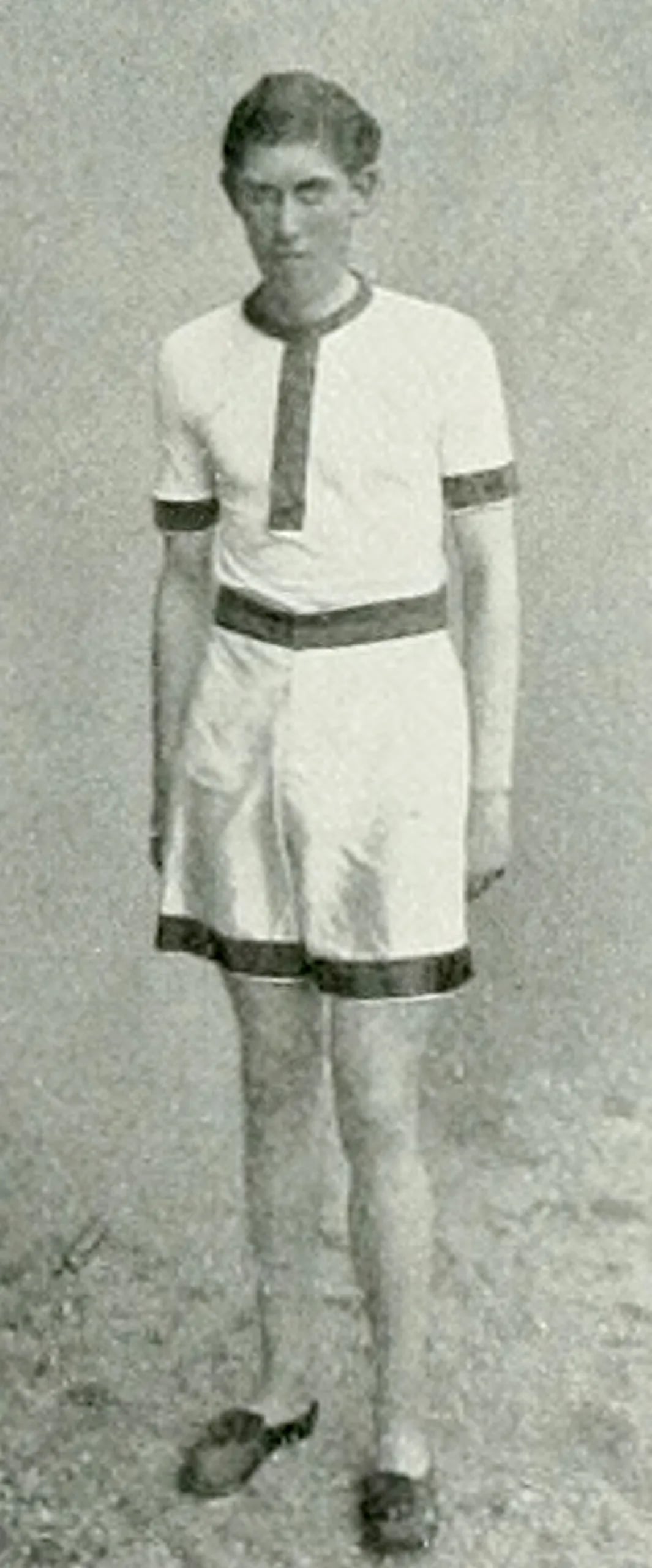 Portrait of Arnold Jackson (1891–1972) – memorial page