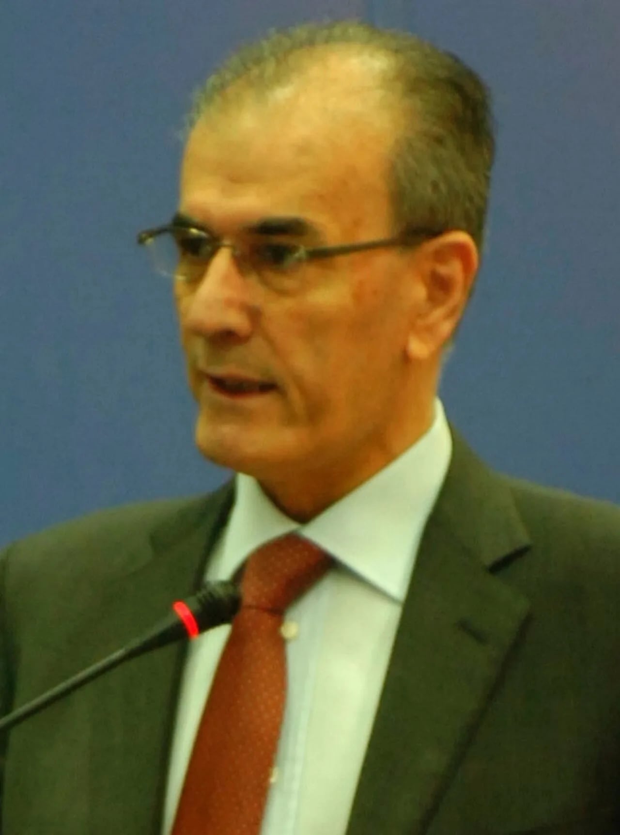 Porträt von Najmaldin Karim (1949–2020) – Gedenkseite