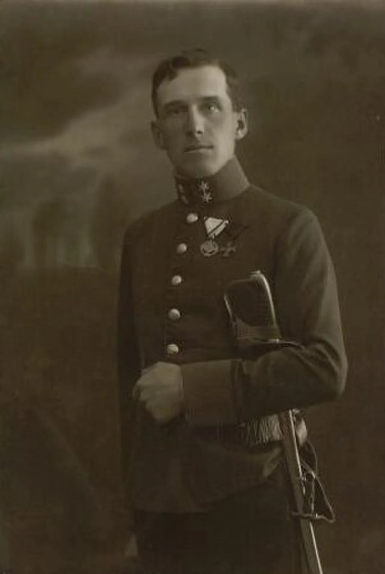 Portrait of Pavel Golia (1887–1959) – memorial page