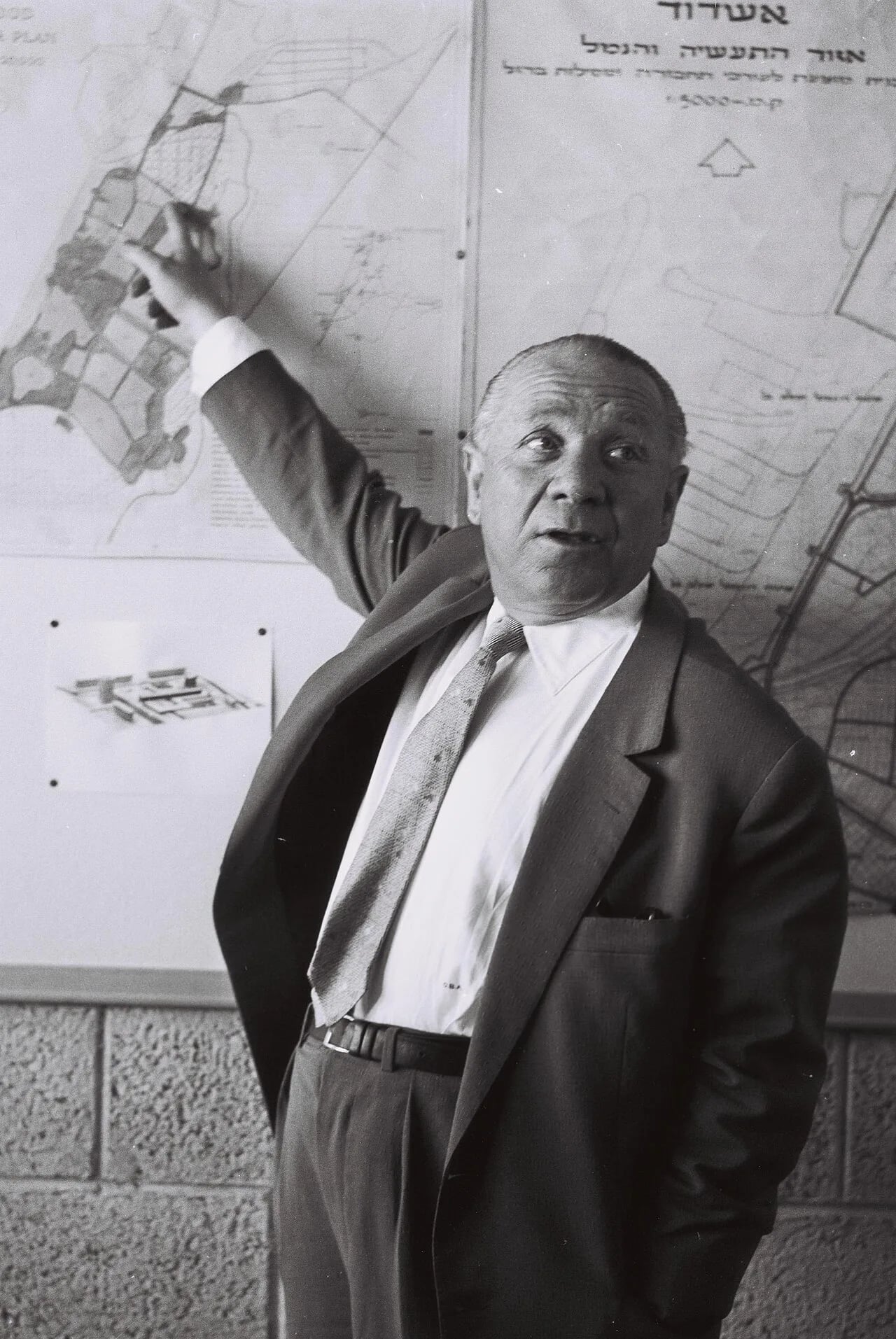 Portrait of Oved Ben-Ami (1905–1988) – memorial page
