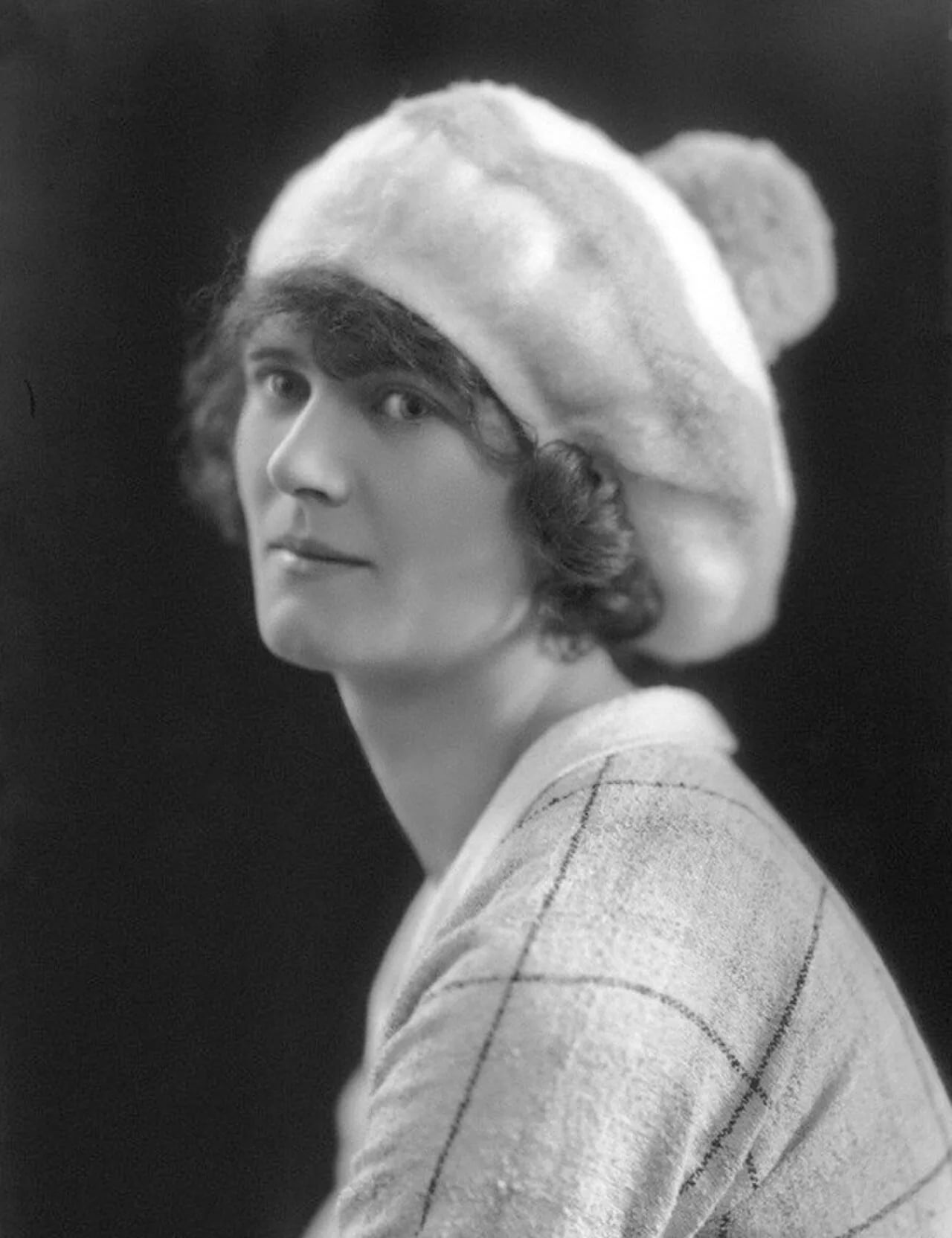 Portrait of Nan Marriott-Watson (1899–1982) – memorial page