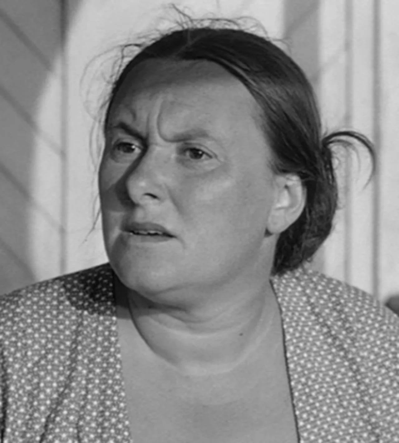 Porträt von Ave Ninchi (1915–1997) – Gedenkseite