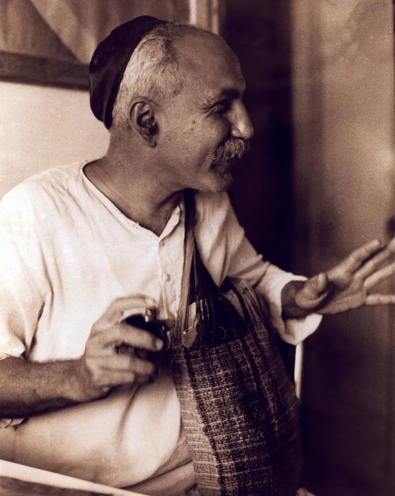 Porträt von Nari Gandhi (1934–1993) – Gedenkseite