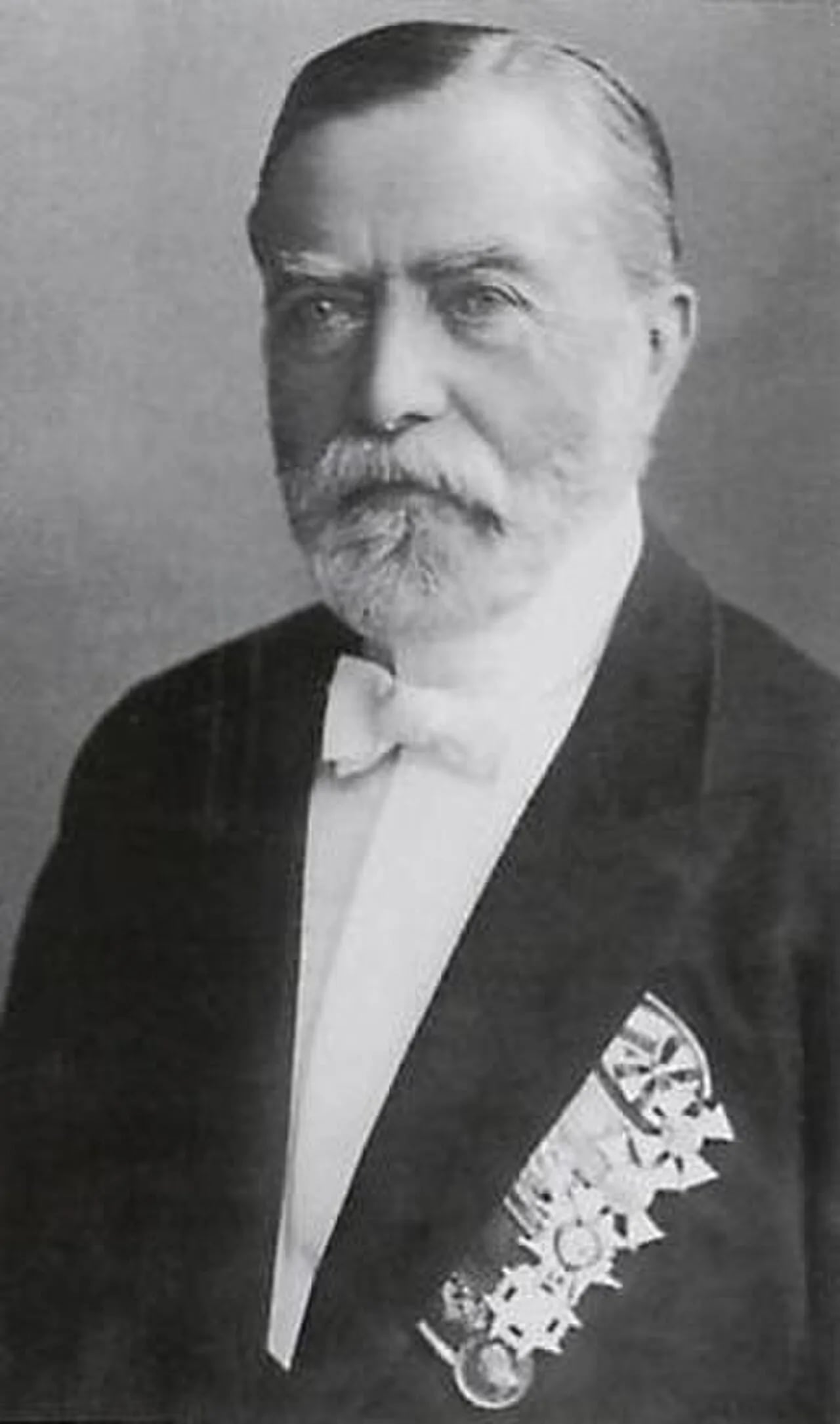 Porträt von Wilhelm Sauer (1831–1916) – Gedenkseite