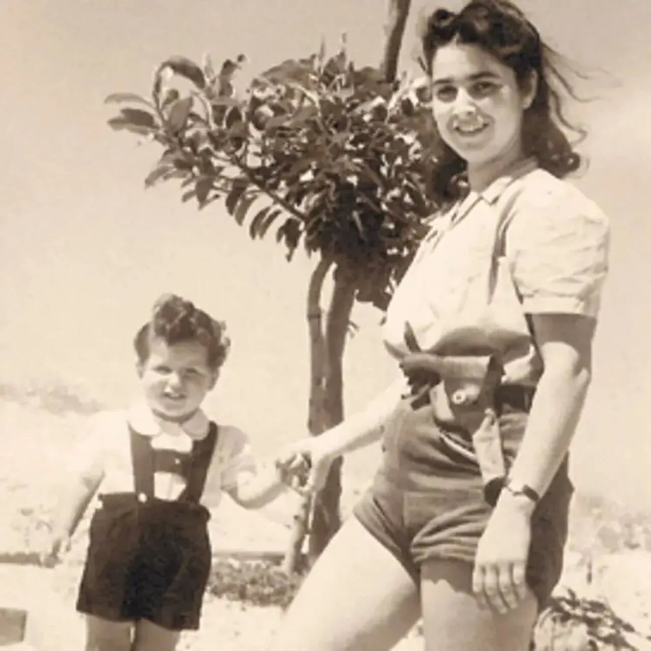 Portrait of Mira Ben Ari (1926–1948) – memorial page